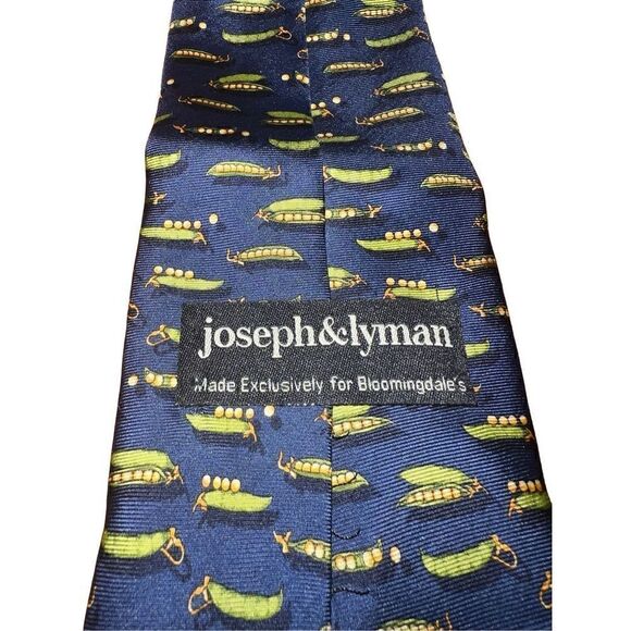 Joseph Lyman for Bloomingdales Pea Pod Handmade in Italy Necktie - Picture 3 of 6